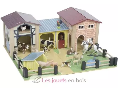 [AEV0254] étable avec ses vaches 
